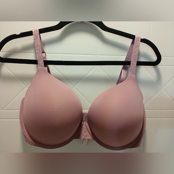 Victoria Secret Soft Pink T-Shirt Push Up Full Coverage Bra NWOT - Picture 1 of 6
